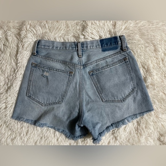 A&F Mid Rise Boyfriend Shorts - Picture 4 of 4